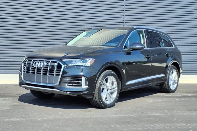 2024 Audi Q7 Premium Plus photo 1