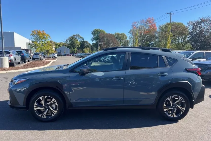 2025 Subaru Crosstrek Premium photo 1