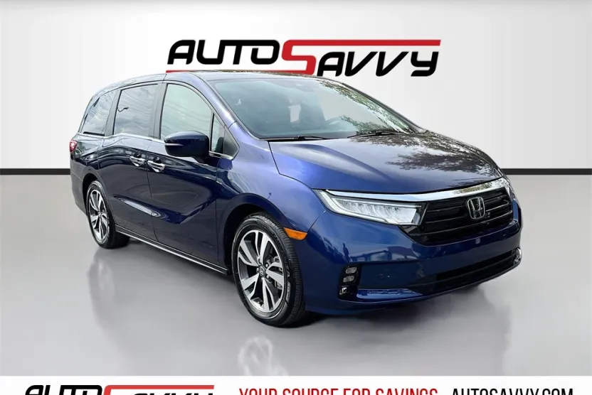 2024 Honda Odyssey Touring photo 1
