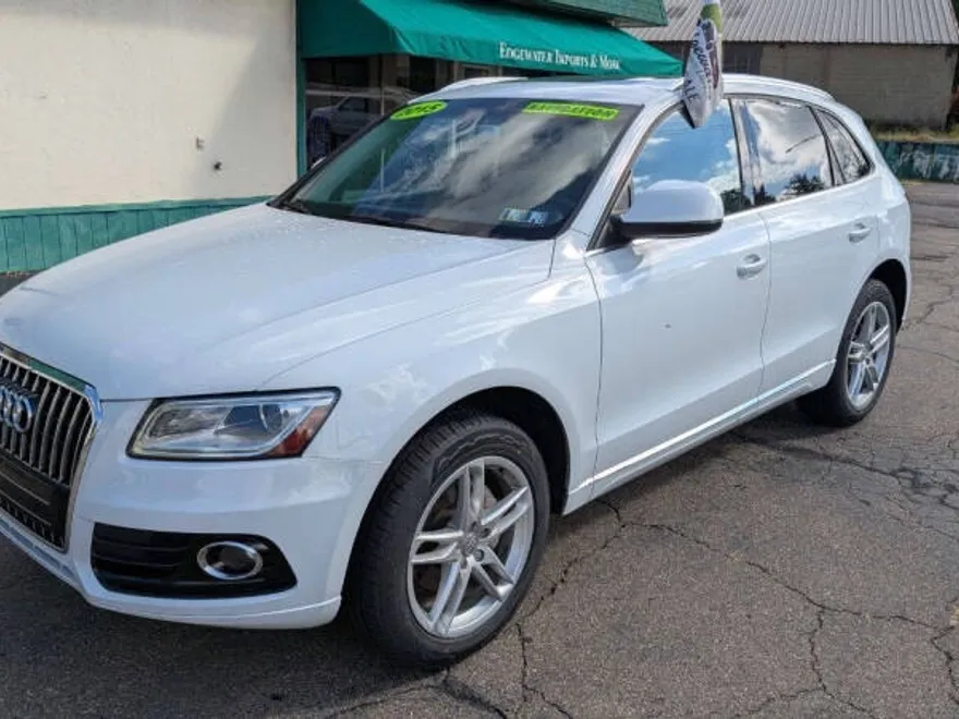 2015 Audi Q5 2.0T Premium Plus photo 1