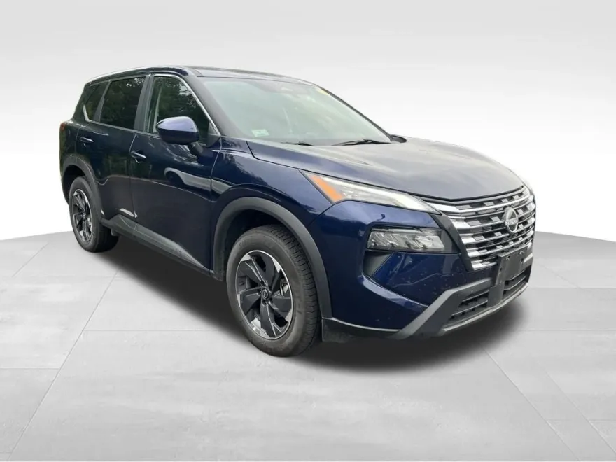 2024 Nissan Rogue SV photo 1