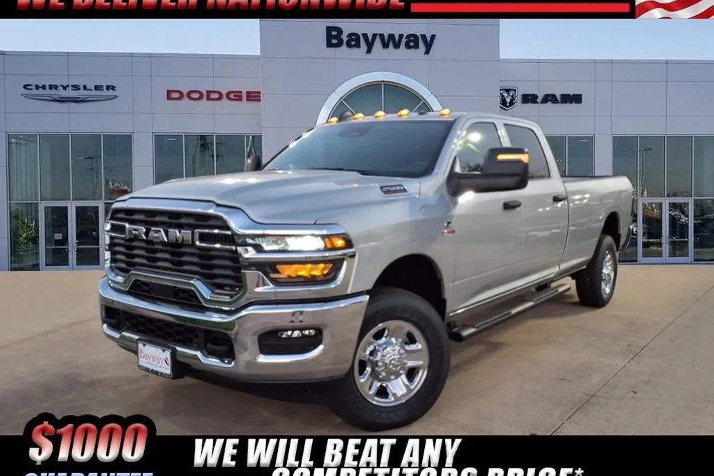 2025 Ram 2500 Tradesman photo 1