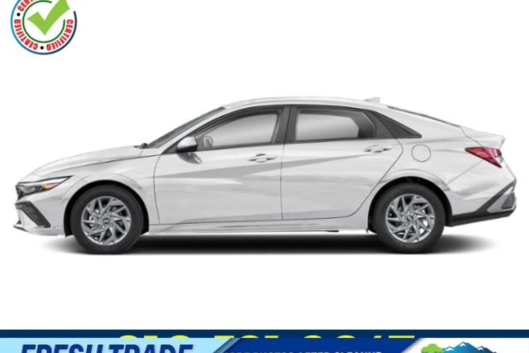 2024 Hyundai Elantra SEL photo 1