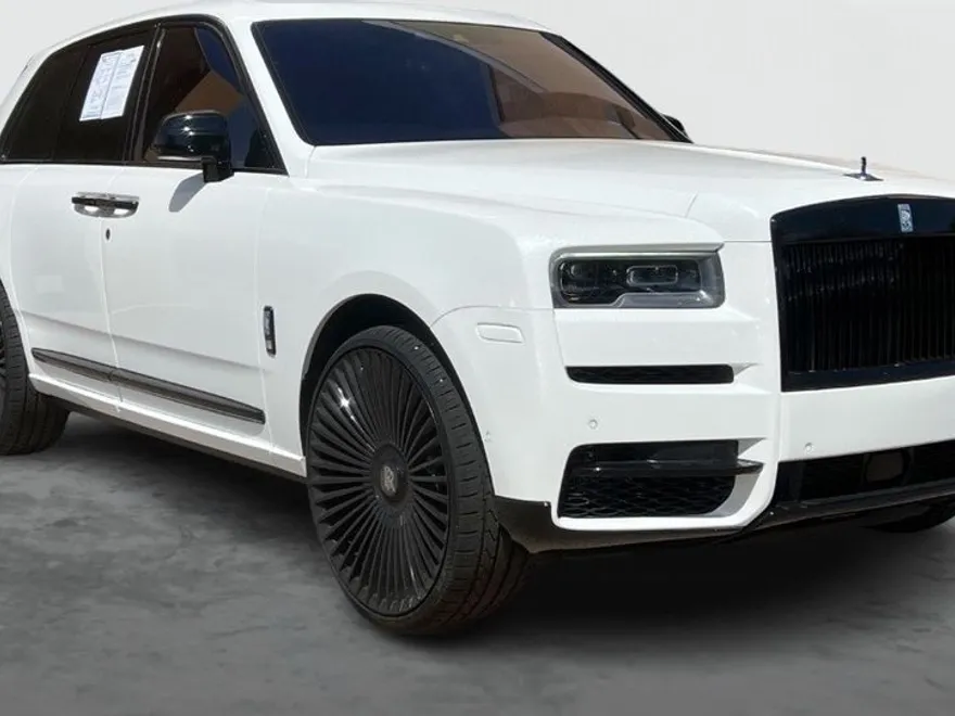 2020 Rolls Royce Cullinan photo 1