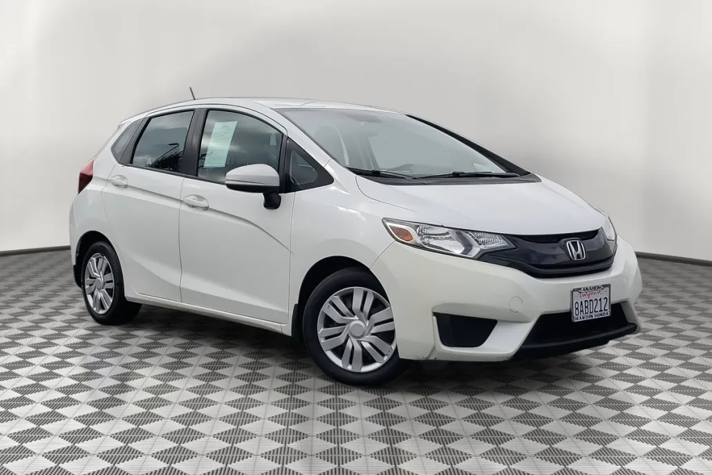 2015 Honda Fit LX photo 1