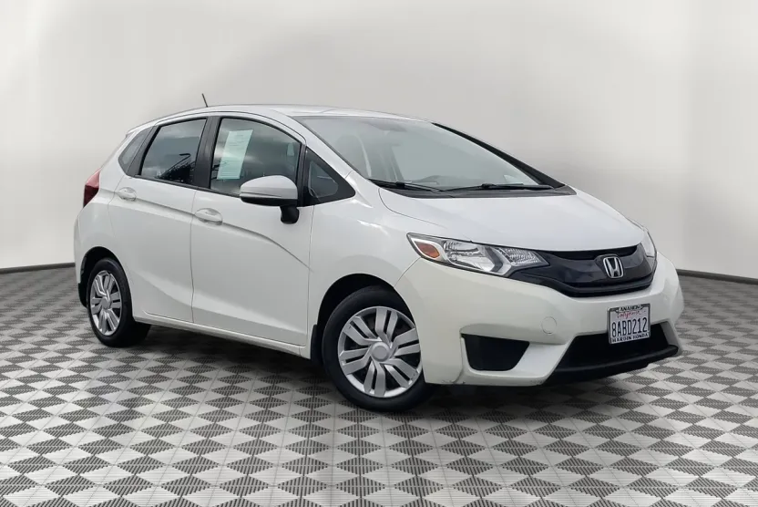 2015 Honda Fit LX photo 1