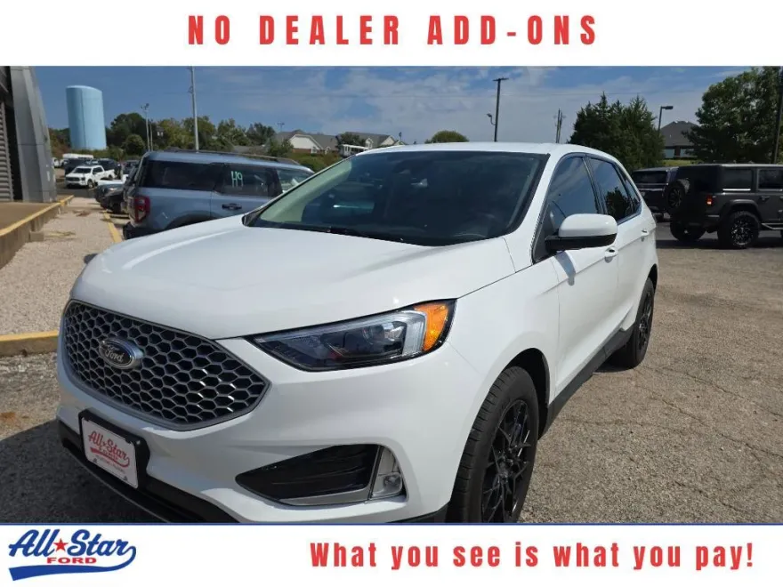 2024 Ford Edge SEL photo 1