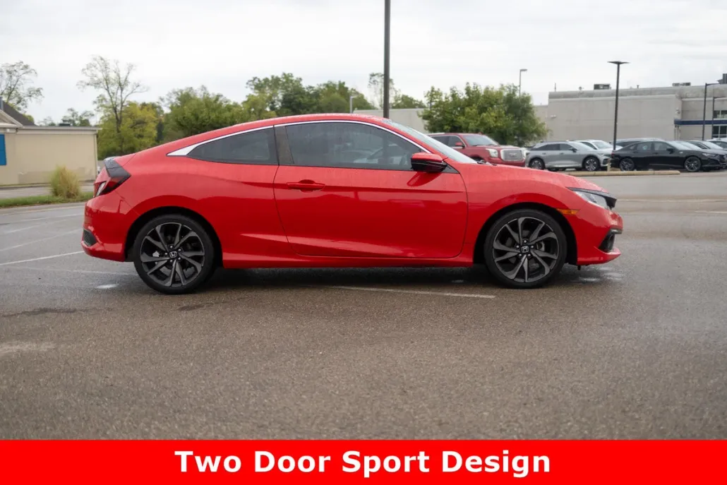 2019 Honda Civic Sport photo 1