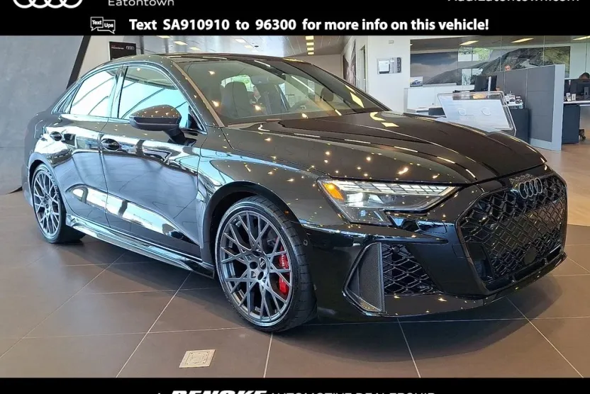 2025 Audi RS 3 Base photo 1
