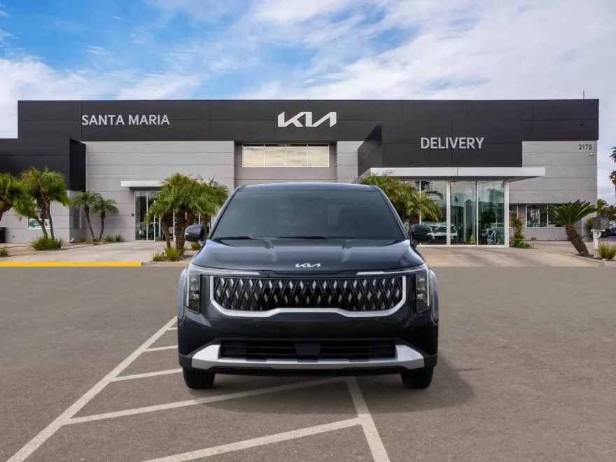 2026 Kia Carnival LX photo 1