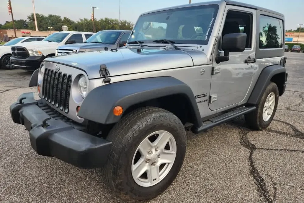 2013 Jeep Wrangler Sport photo 1