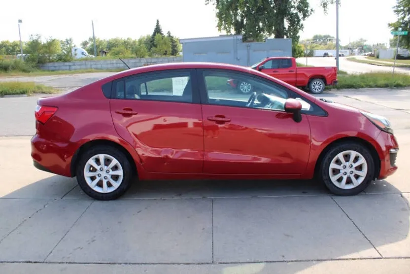 2017 Kia Rio LX photo 1