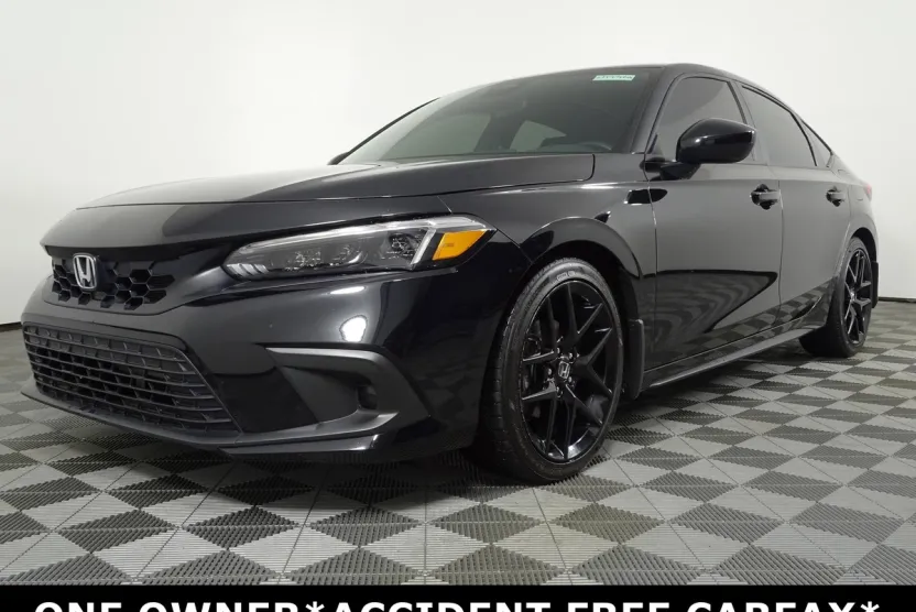 2023 Honda Civic Hatchback Sport photo 1