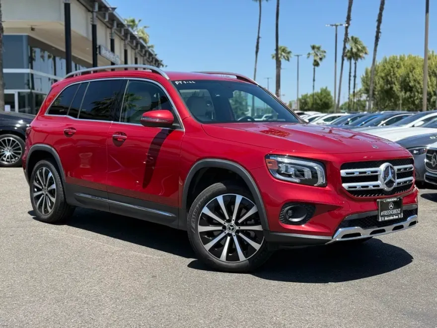 2021 Mercedes Benz GLB 250 photo 1
