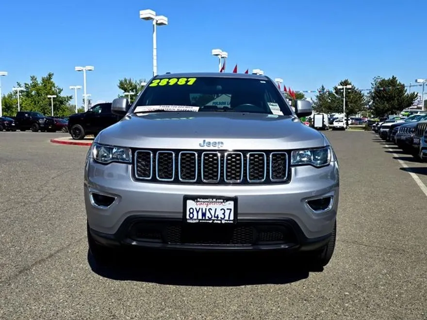 2021 Jeep Grand Cherokee Laredo X photo 1