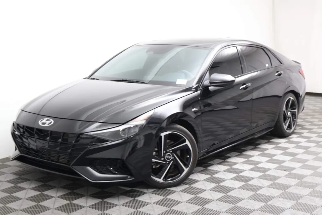 2023 Hyundai Elantra N Line photo 1