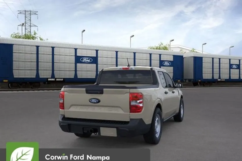 2025 Ford Maverick XL photo 1