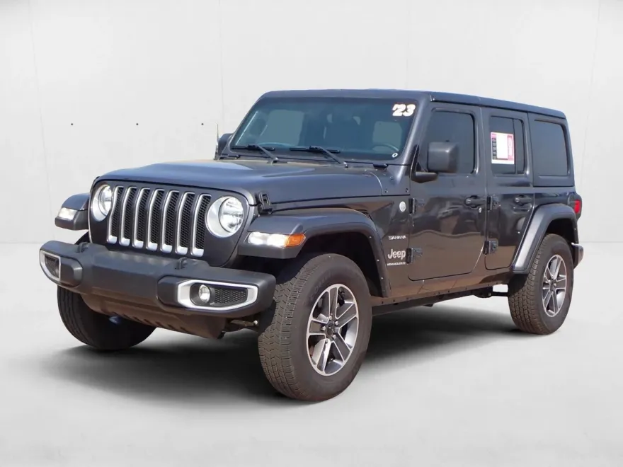 2023 Jeep Wrangler Sahara photo 1