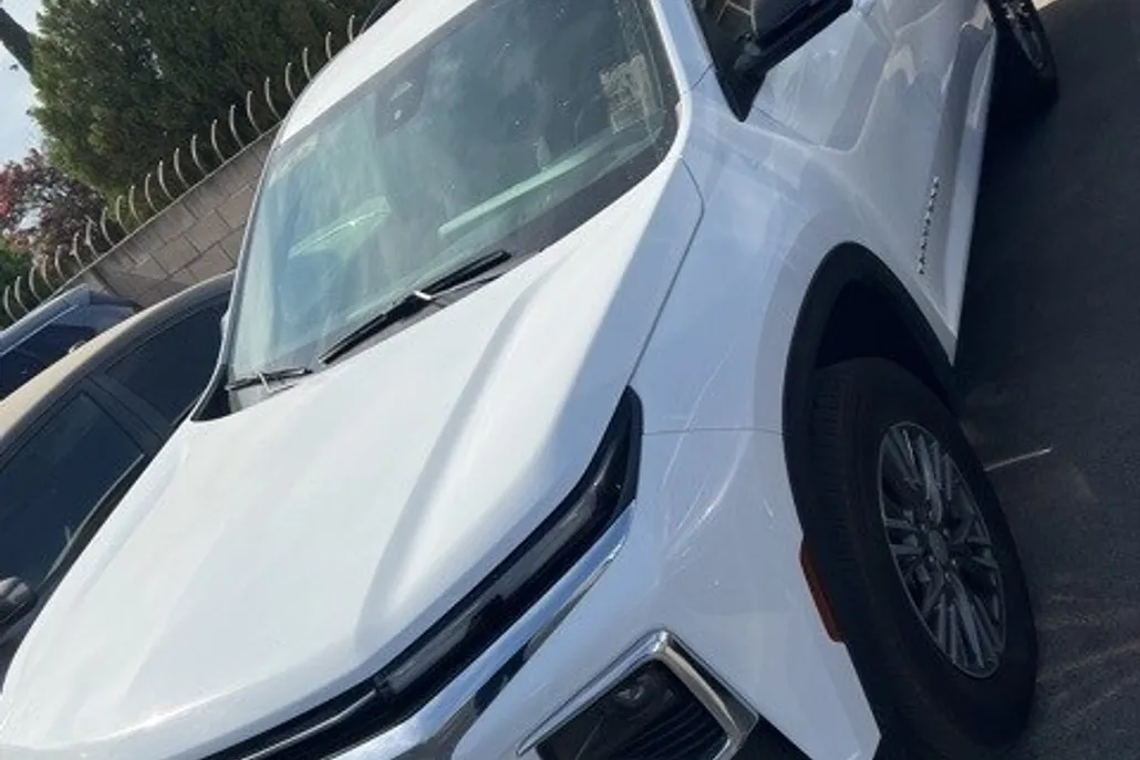 2024 Chevrolet Traverse photo 1