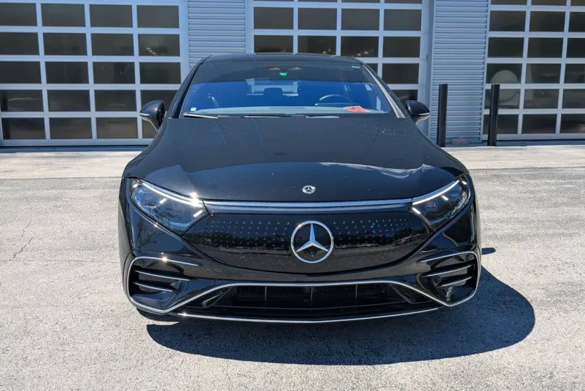 2022 Mercedes Benz EQS Sedan 450 photo 1