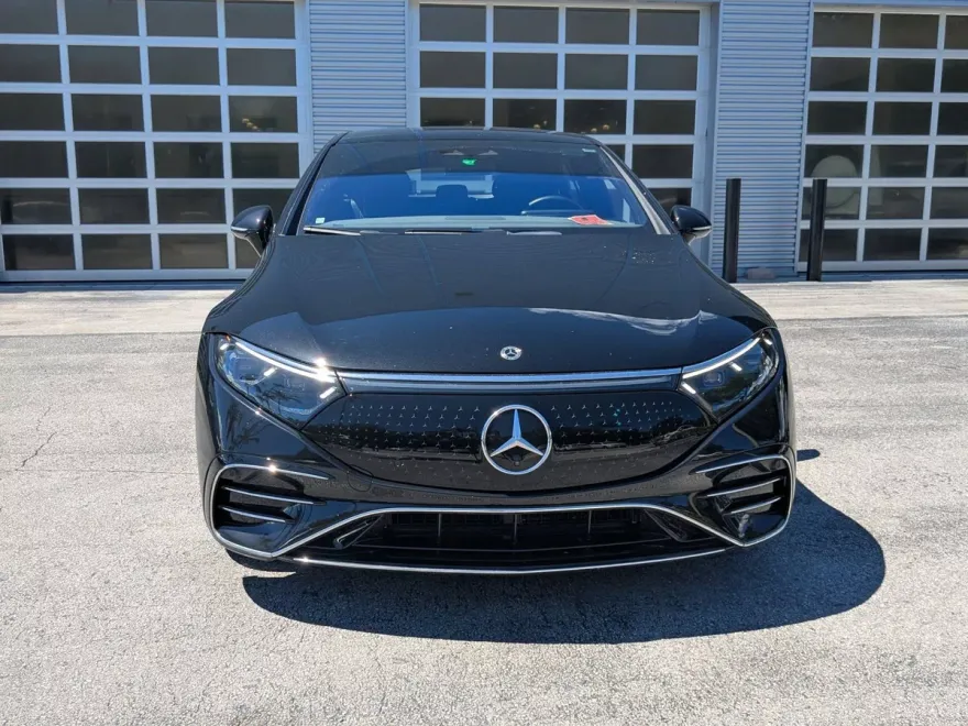 2022 Mercedes Benz EQS Sedan 450 photo 1