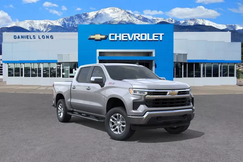 2026 Chevrolet Silverado 1500 LT photo 1