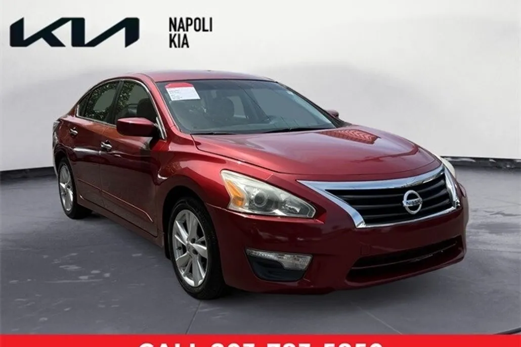 2014 Nissan Altima 2.5 SV photo 1