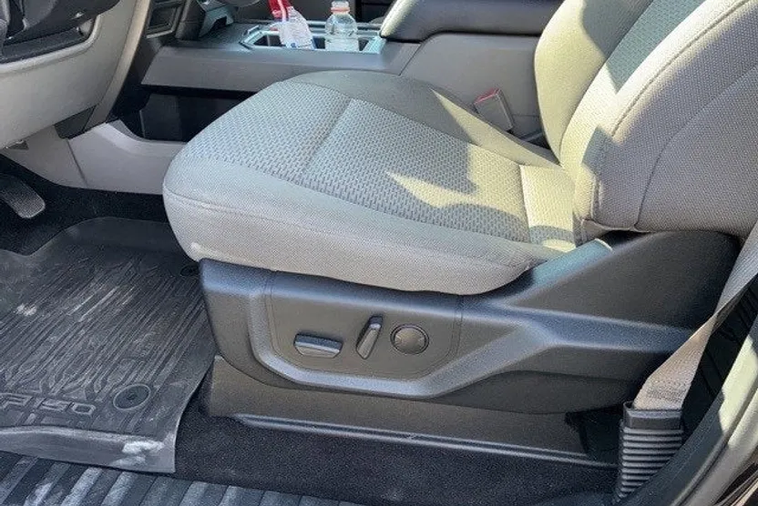 2020 Ford F-150 XL photo 1