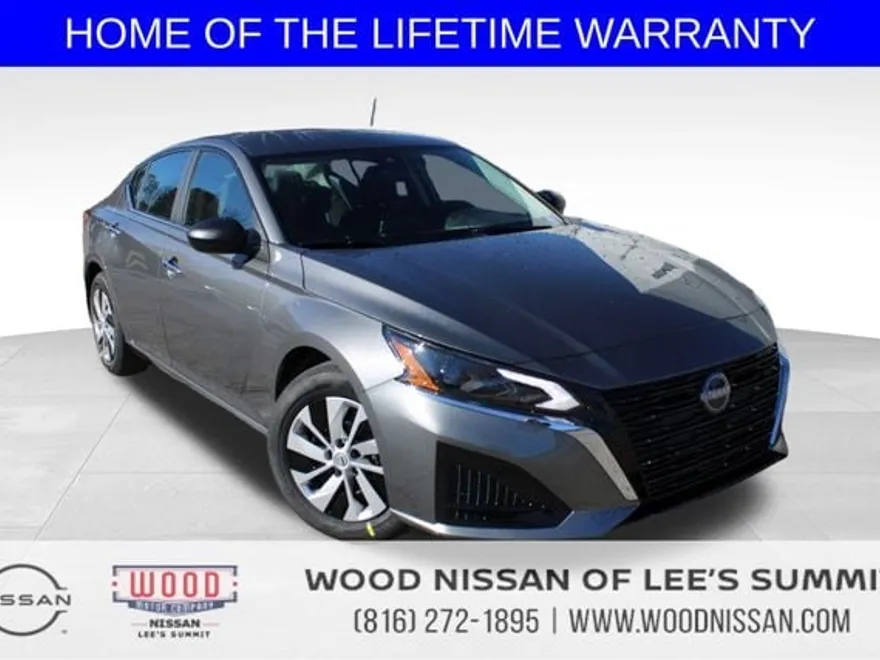 2025 Nissan Altima S photo 1