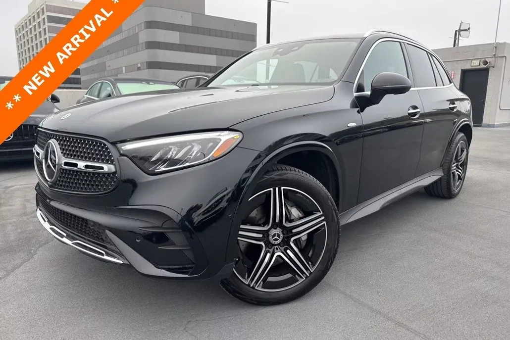 2025 Mercedes Benz GLC 350e 4MATIC photo 1