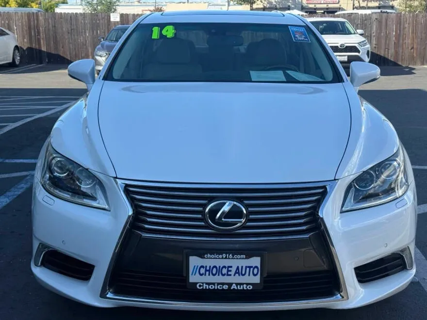 2014 Lexus LS 460 photo 1