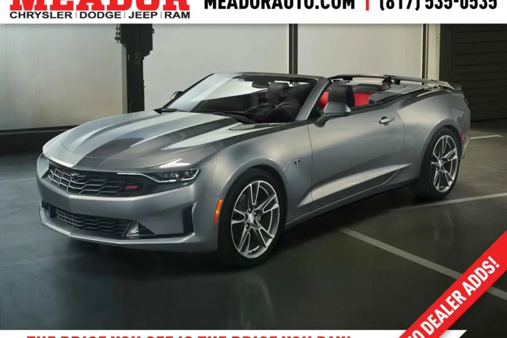 2023 Chevrolet Camaro 1LT photo 1