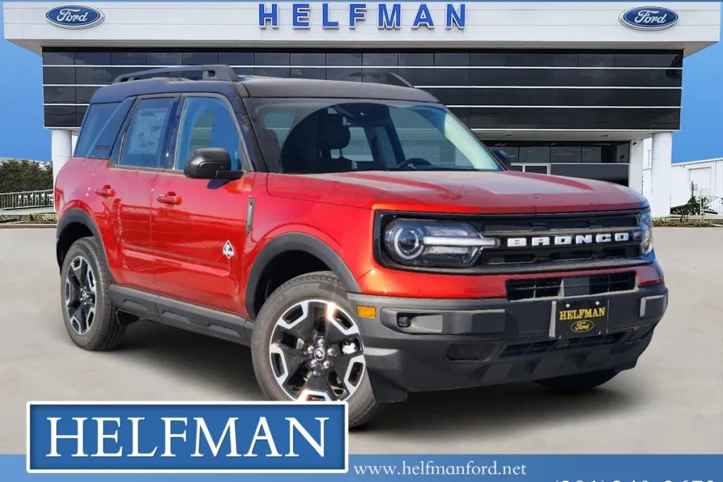 2024 Ford Bronco Sport Outer Banks photo 1