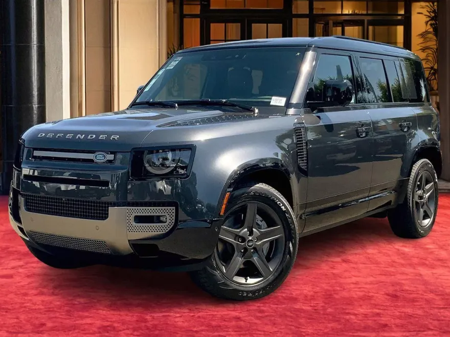 2025 Land Rover Defender 110 X-Dynamic SE photo 1