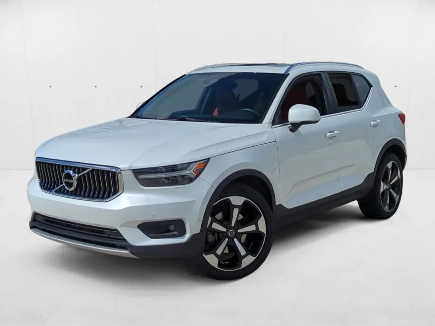 2019 Volvo XC40 T5 AWD Inscription photo 1