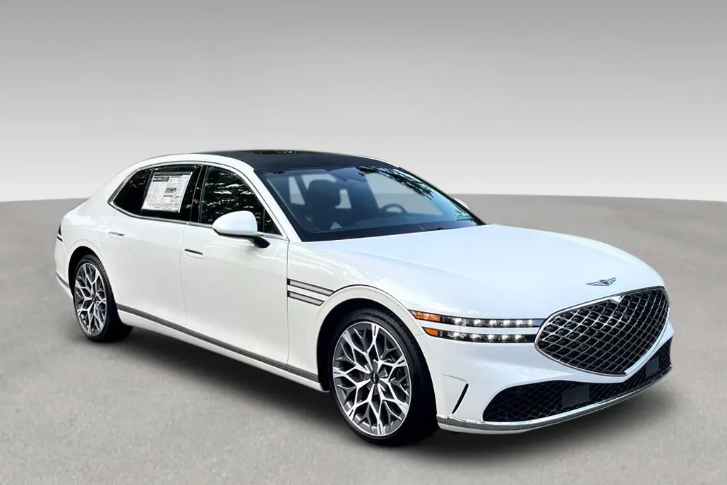 2025 Genesis G90 3.5T E-Supercharger photo 1