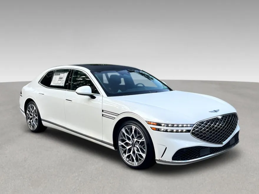 2025 Genesis G90 3.5T E-Supercharger photo 1
