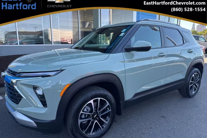 2026 Chevrolet Trailblazer LT photo 1