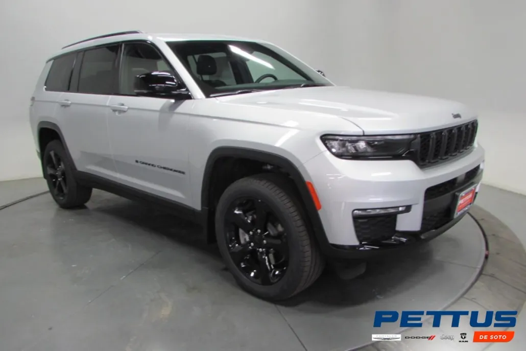 2025 Jeep Grand Cherokee Limited photo 1