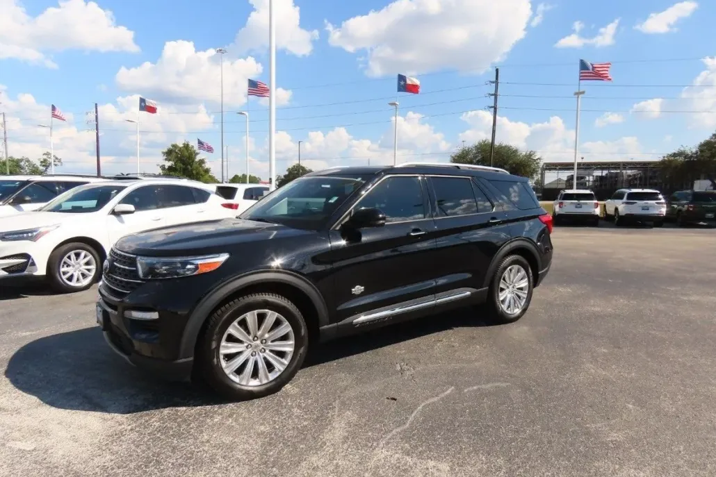 2021 Ford Explorer King Ranch photo 1