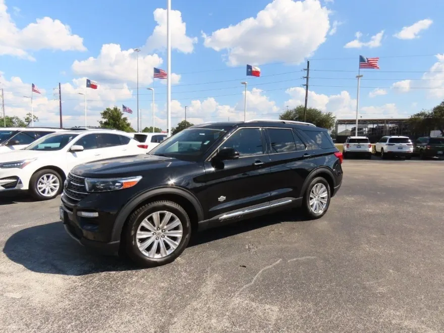 2021 Ford Explorer King Ranch photo 1