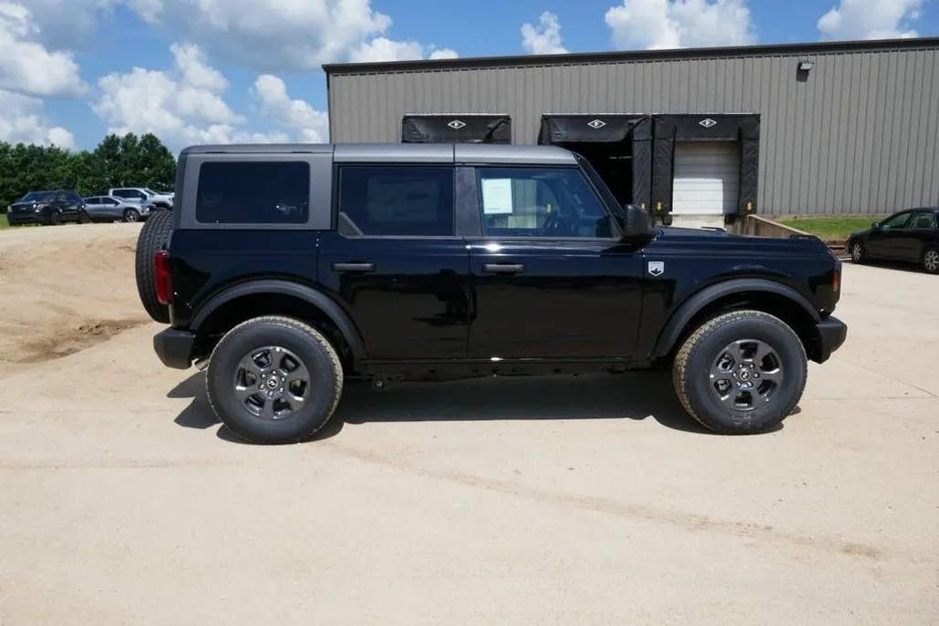 2025 Ford Bronco Big Bend photo 1