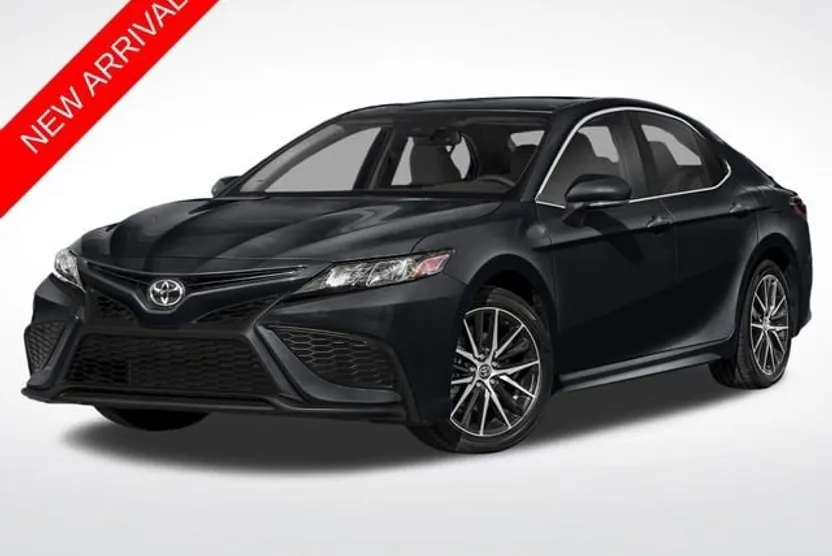 2024 Toyota Camry SE photo 1