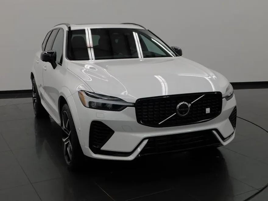 2024 Volvo XC60 Recharge Hybrid T8 Polestar photo 1