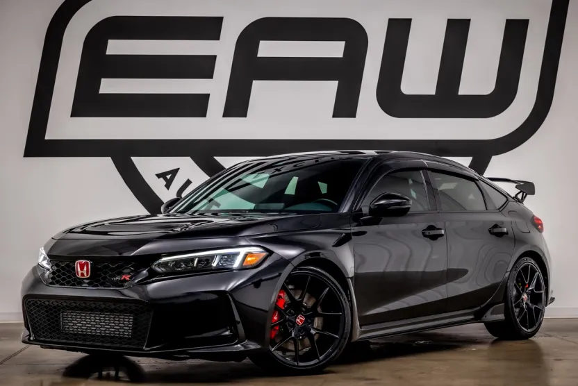 2024 Honda Civic Type R photo 1