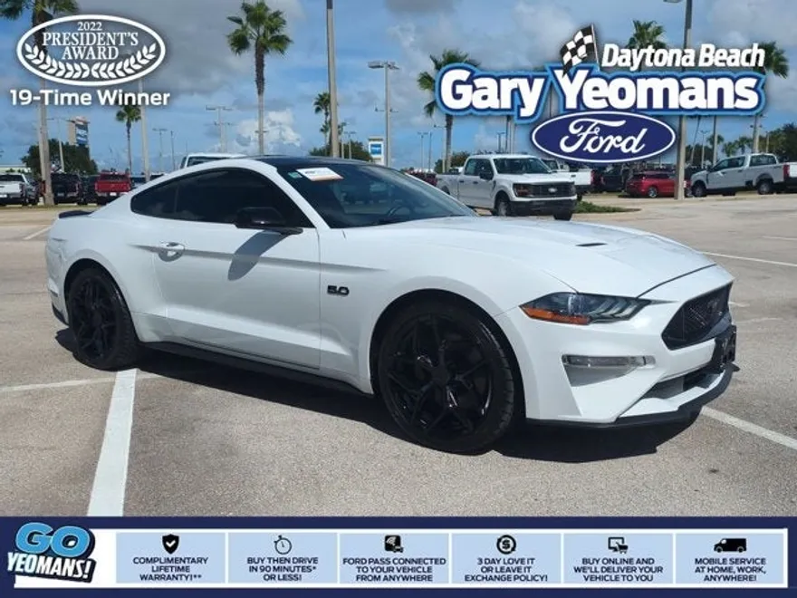 2022 Ford Mustang GT photo 1