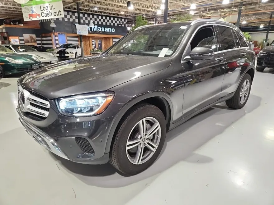 2022 Mercedes Benz GLC 300 4MATIC photo 1
