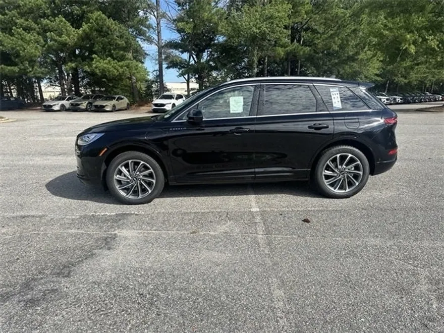 2024 Lincoln Corsair Grand Touring photo 1