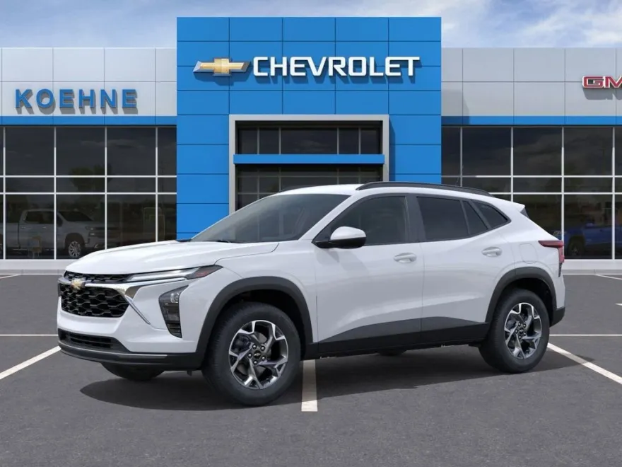 2025 Chevrolet Trax LT photo 1