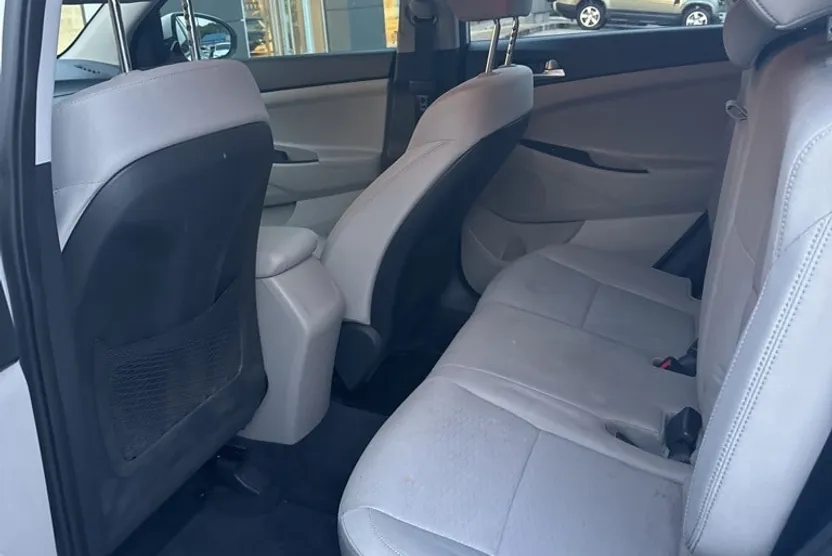 2019 Hyundai Tucson Value photo 1
